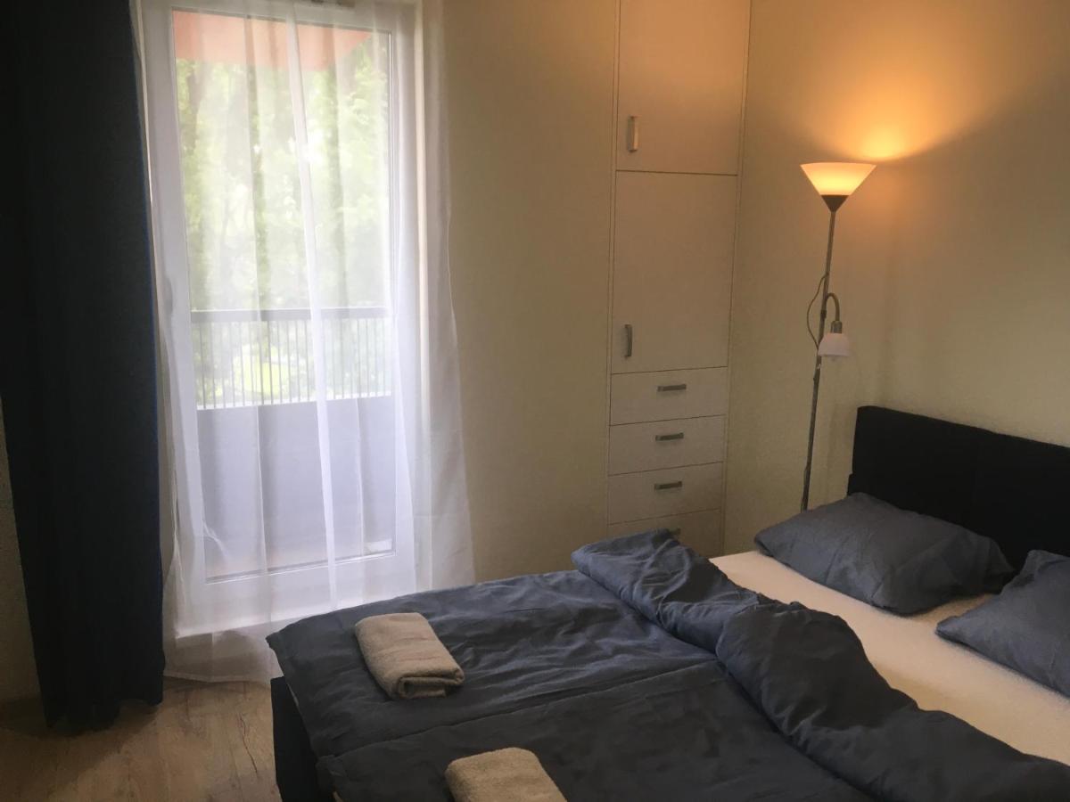 Sky One Apartment Красков Екстериор снимка