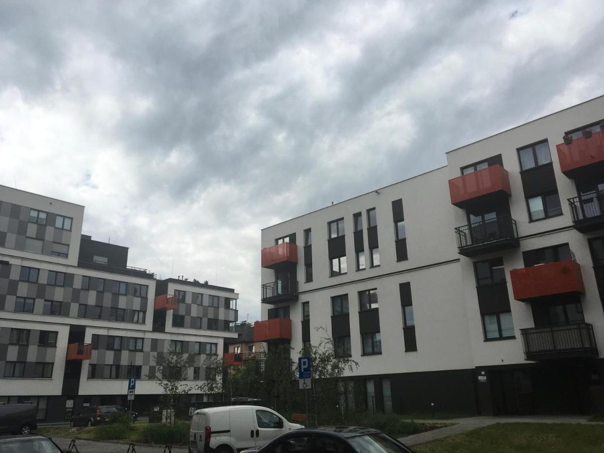 Sky One Apartment Красков Екстериор снимка